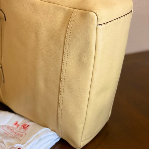 Coach NorthSouth City Leather Extra Large Tote # 23821 - Picture 9 of 14